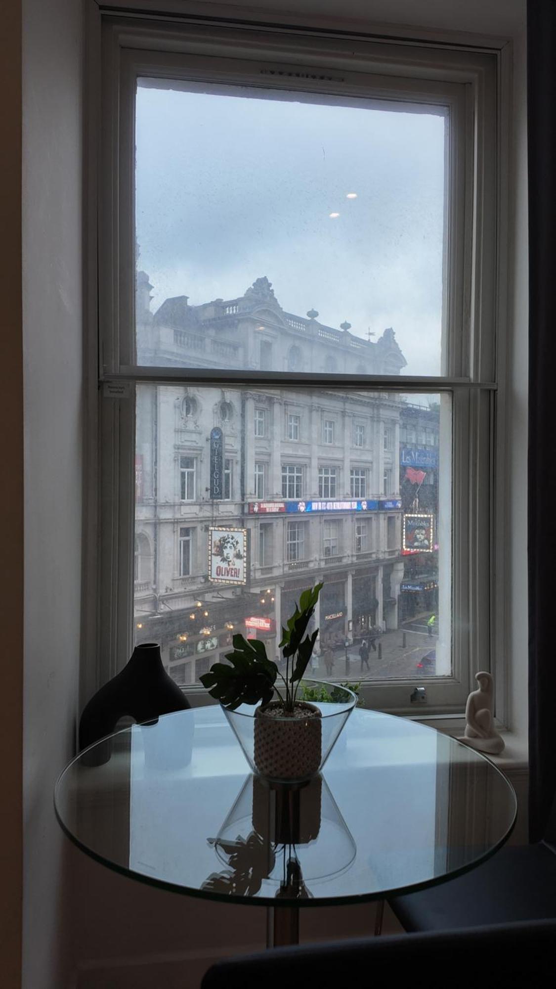 Stunning Piccadilly 1 Bedroom Flat In London Vr9 Экстерьер фото